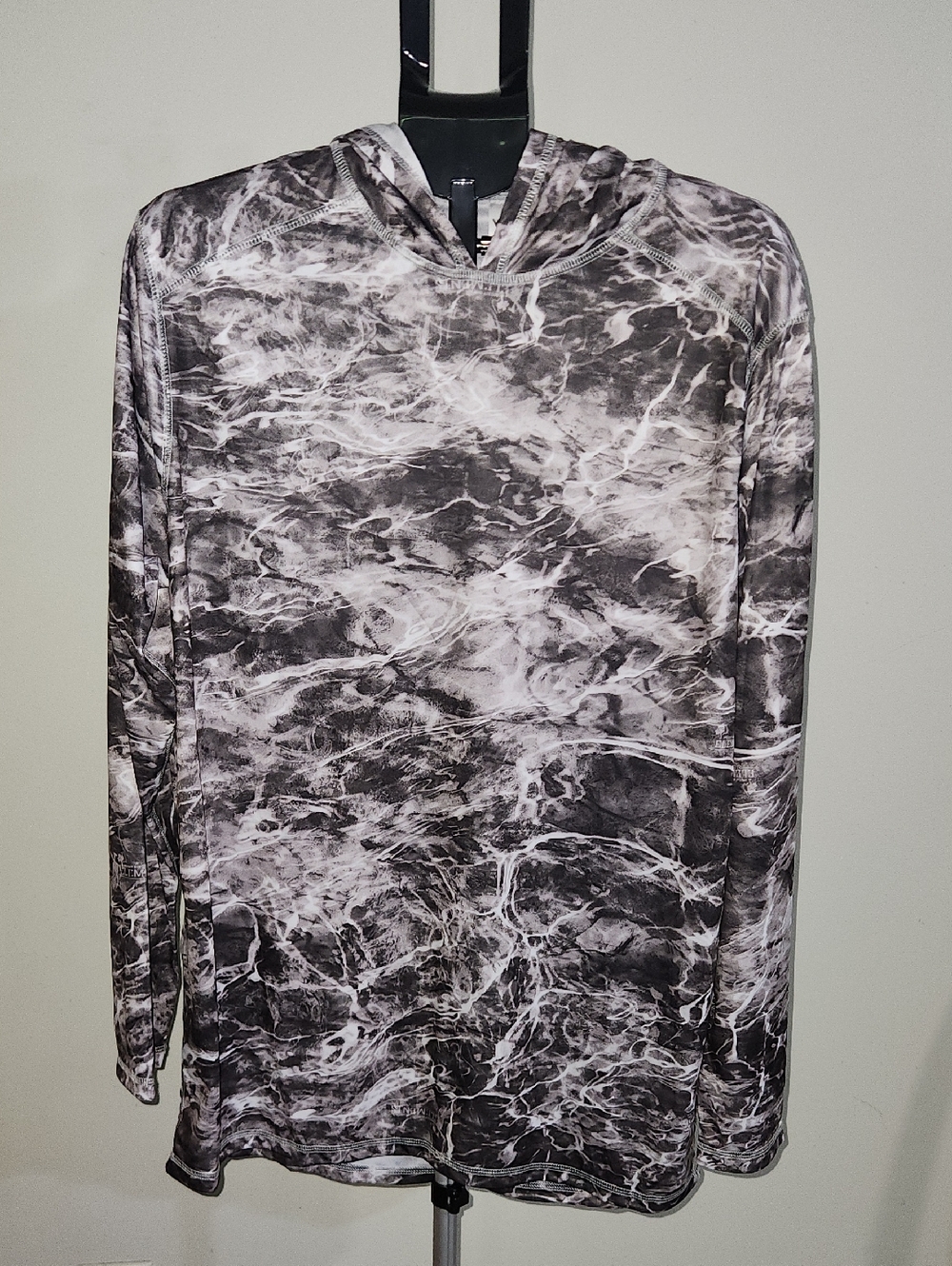 NWOT Mens Marbled Black & White UV Hoodie. Size XL.